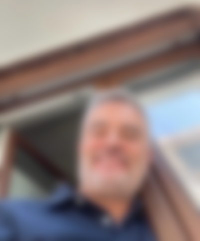 Single Dessloverboy from Cleveland