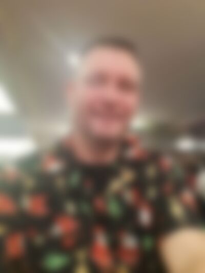 Single RichyRich from Newton Abbot