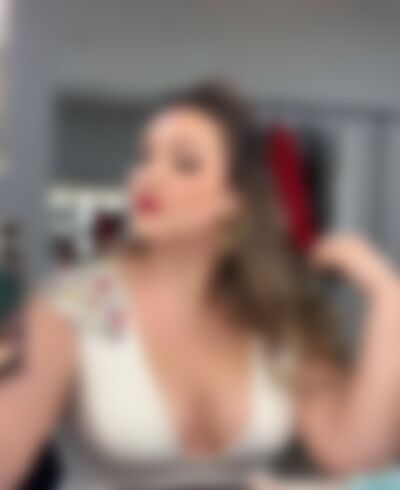 Single Sweetjoan from Marietta