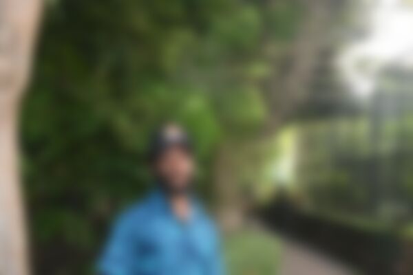 Single detmahn from Port Moresby