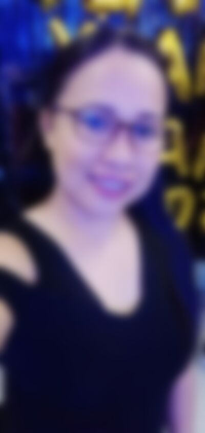 Single sweetzel from Pasig City