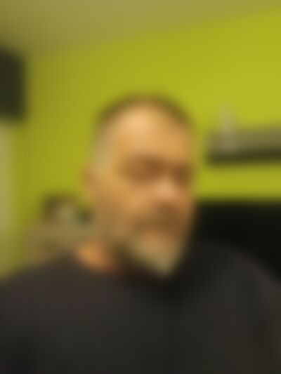 Single Juanjo from Torrelavega