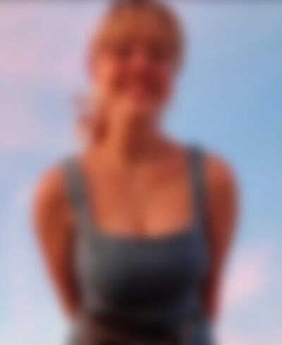 Single Emilyyyyy from Berlin