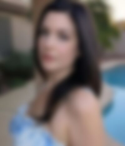 Single Islaolivia from Washington