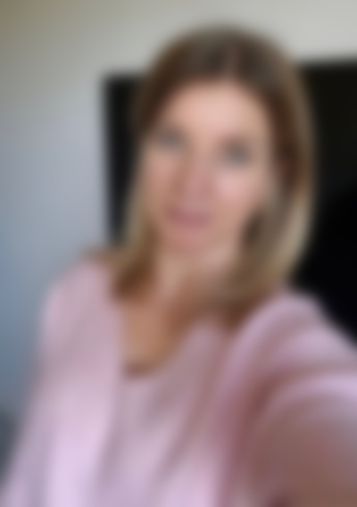 Single Classygirl from Astoria