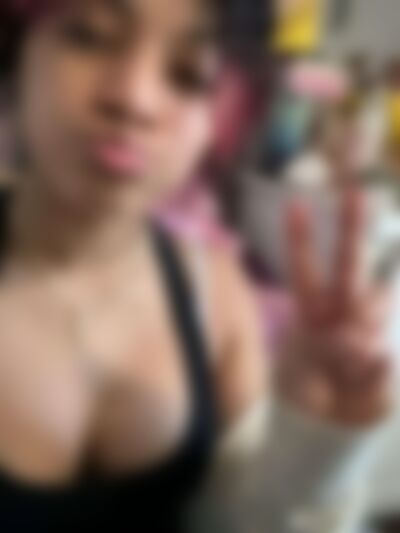 Single Marymay from California City