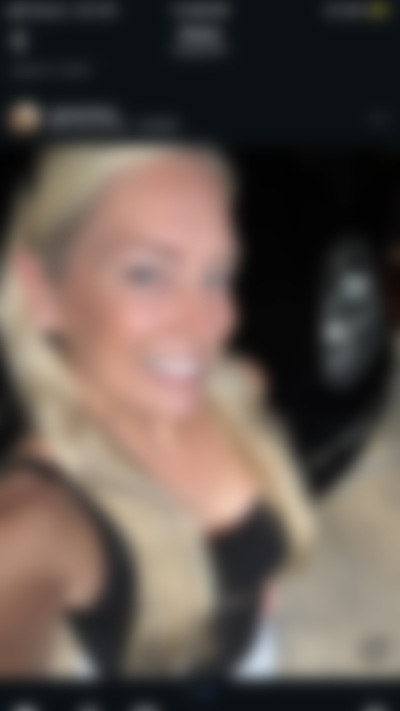 Single anne1001 from California