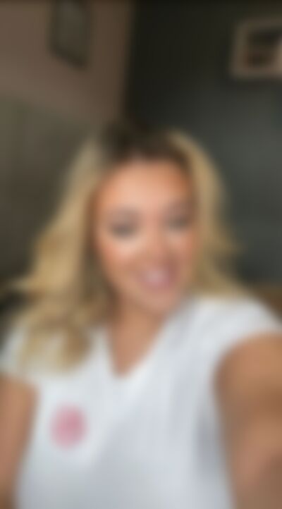 Single Amina from New York