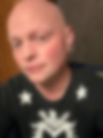 Single KaAndrew from Hendersonville