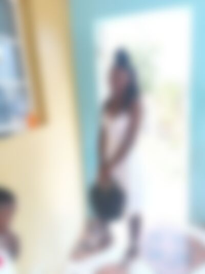 Single Jessii from Spanish Town