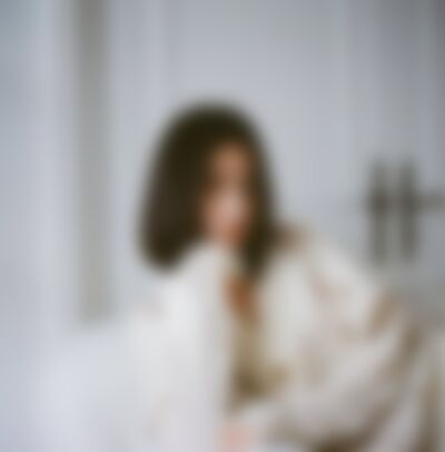 Single Eva11 from Los Angeles