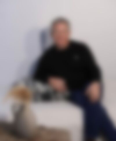 Single Leo23 from Suffolk