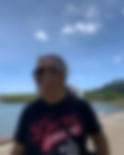 Single Tluv1960 from Bell Gardens