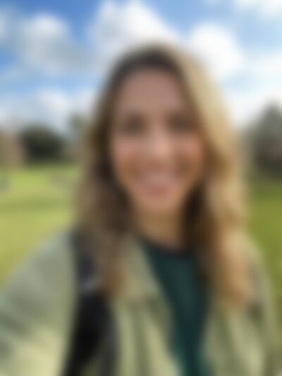 Single Joycelyn from Woodland