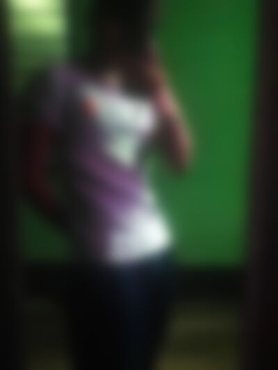 Single Mani17 from Kolkāta