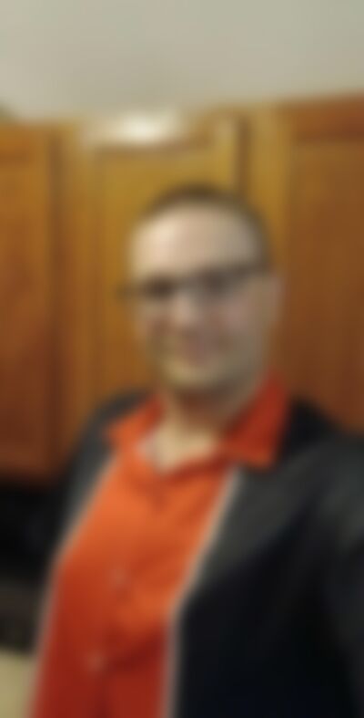 Single LongDjohn from Charles City