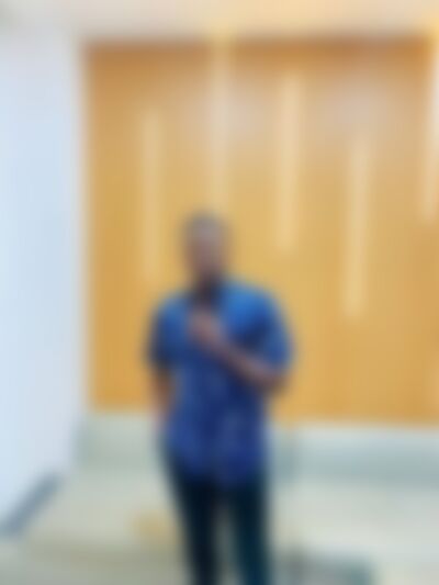 Single Shalom from Lagos