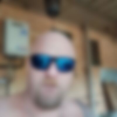 Single fknonions83 from Adelaide