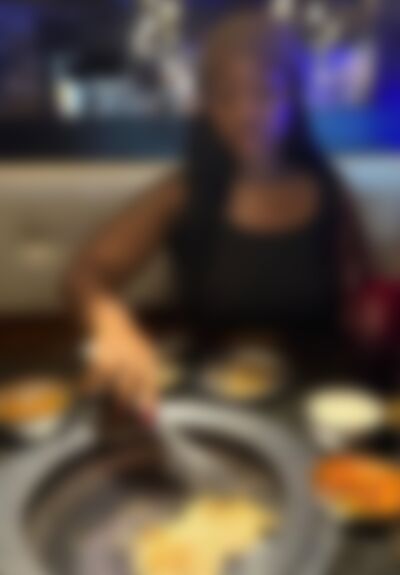 Single prettykarina from Chicago