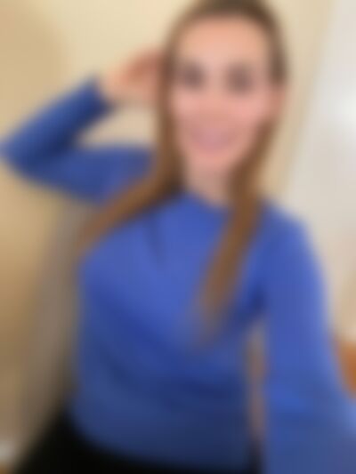 Single Annar from New York