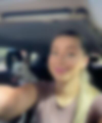 Single GoldenTheresa from Dallas