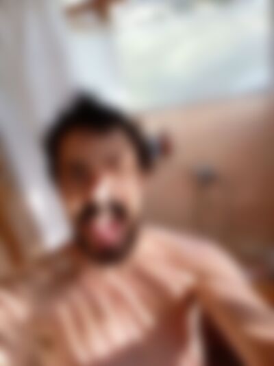 Single Curios from Girona