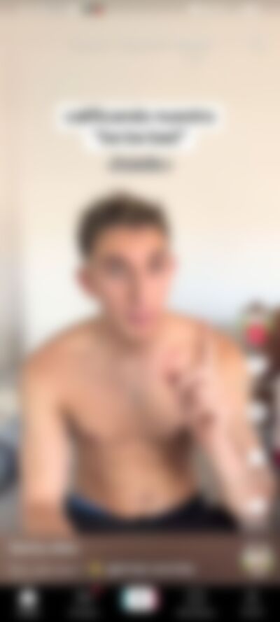 Single Sumiso from Valparaíso