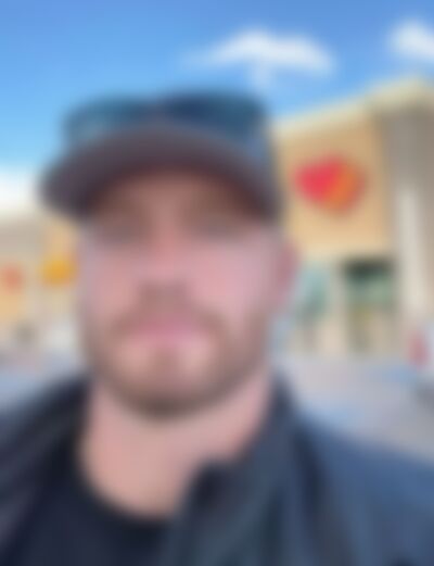 Single Ethan22 from California City