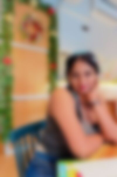 Single priya from Mumbai