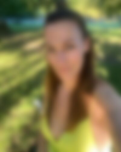 Single monika from Green Bay