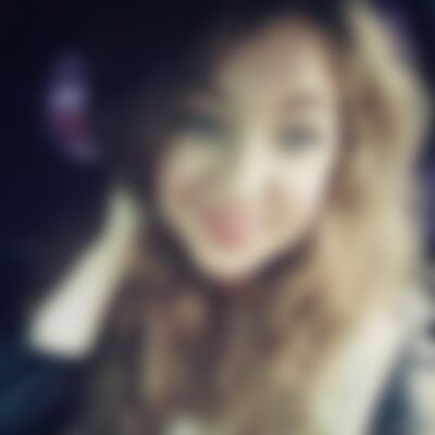 Single Hannahann from Durham