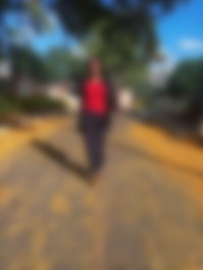 Single Mimii from Nairobi