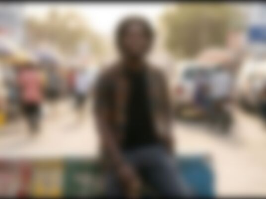 Single Leosolomond from Accra