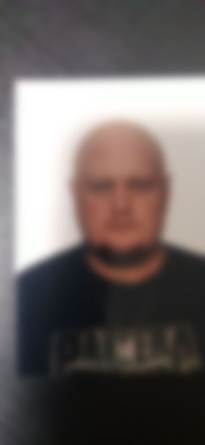 Single Denys from Toronto