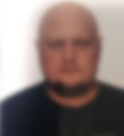 Single Denys from Toronto