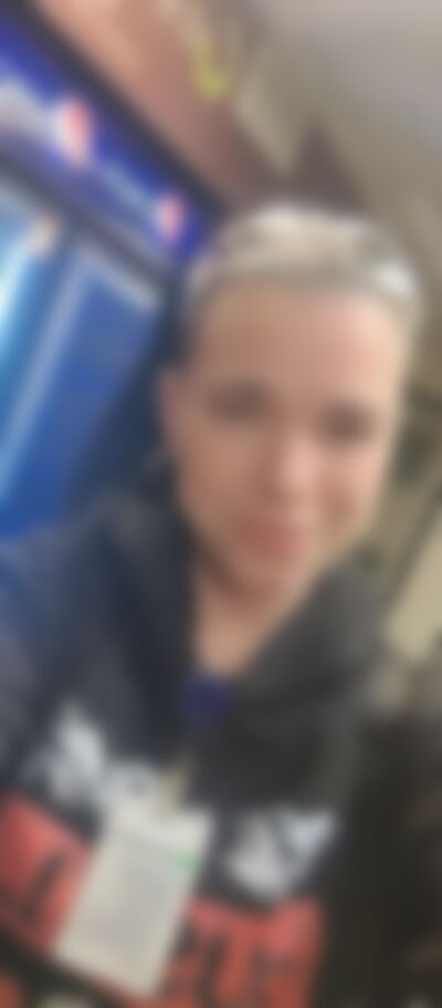 Single SexySassySophie6978 from Elizabethtown