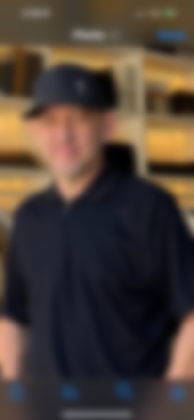 Single Hollywood from Mobile