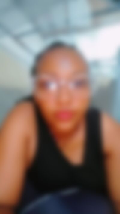 Single Carolina from Malindi