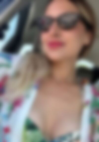 Single AngelaH from Nashville