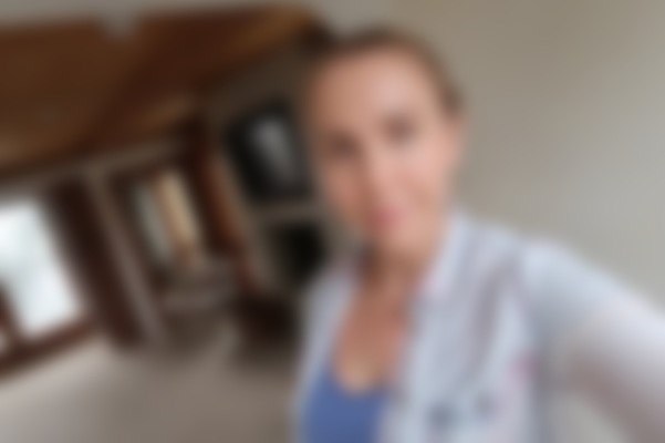 Single Regina from Toronto