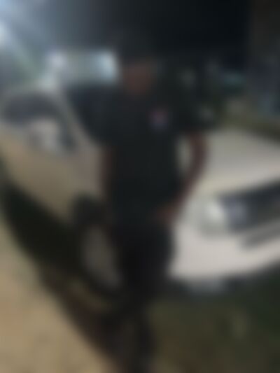 Single Dionk from Belize City