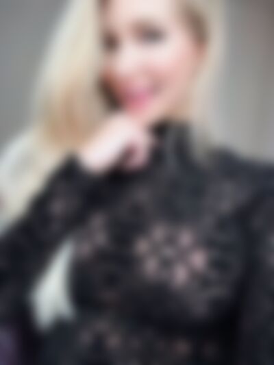 Single Linda_Lizzie from New York