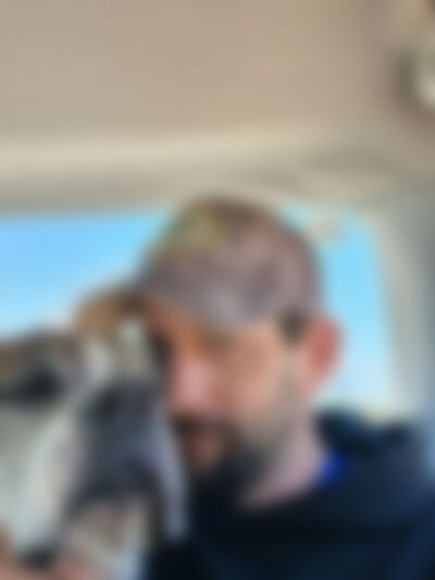 Single Findout83 from New London