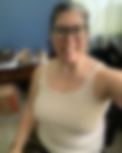 Single lindasmith from Brooklyn Park