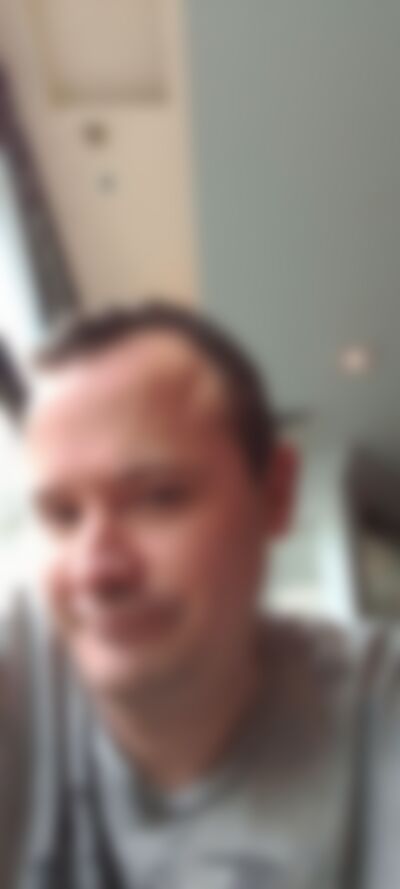 Single Steve83 from Colchester