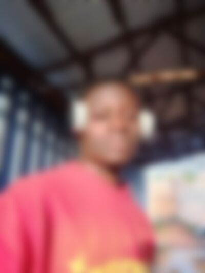 Single Brucelee from Kampala