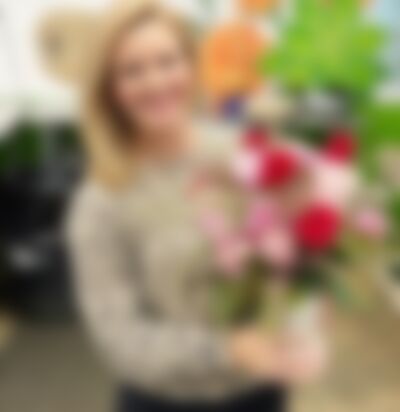 Single Saraphina from Dallas