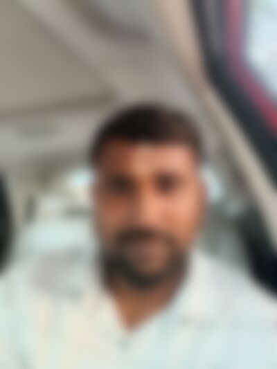 Single Mahesh from Hyderābād