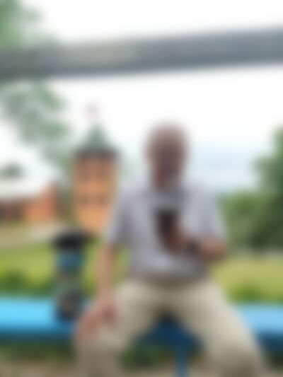 Single Markpaddlerrich from Bakersfield