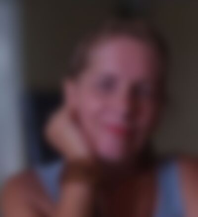 Single Playita from Cumaná